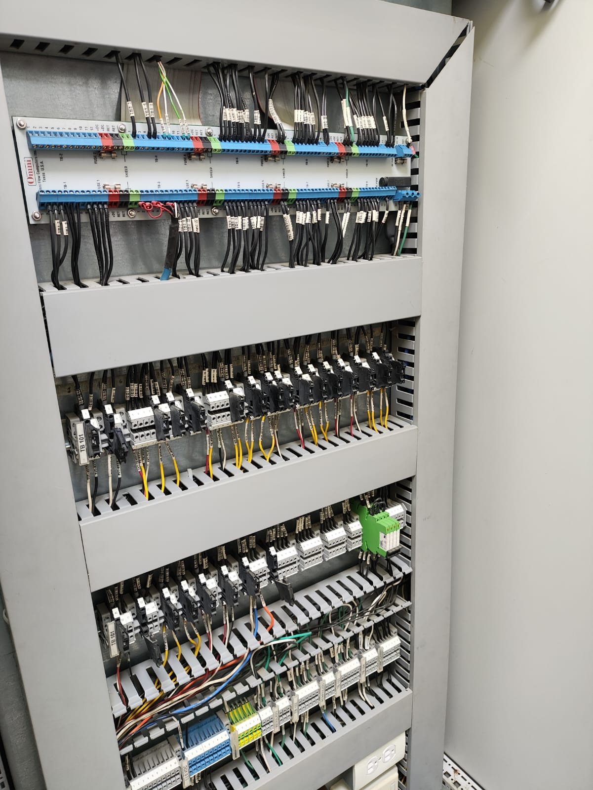 Industrial panel internal connections